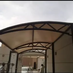 0100 الجزيرة للمظلات والسواتر | مظلات